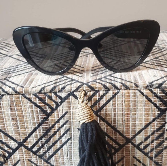 Prada PR13YS - Picture 2 of 9